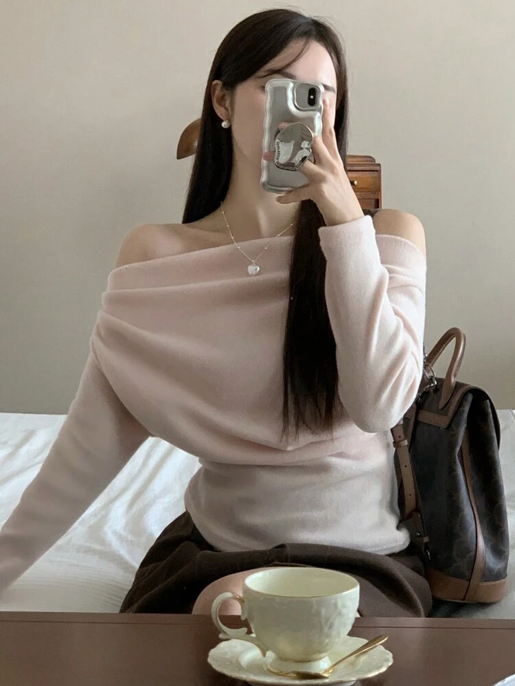 Women's Solid Color Simple Off Shoulder Draped T-Shirt For Daily Wear,Fall Clothes,Back To School Clothes Long Sleeve Women Tops