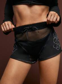 SHEINNeu 女士性感黑色蓬松腰带网眼撞色刺绣沙滩短裤 - 黑色 - 查看 2