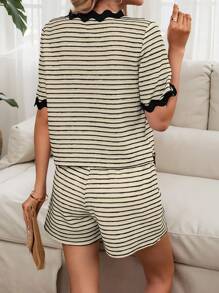 SHEIN LUNE Women's Jacquard Striped Textured Fabric Color Block Wavy Trim Suit Set - Khaki - View 2