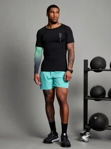 Manfinity Sport Polished Boyfriend Style Men's Crew Neck Short Sleeve Letter Print Simple Sporty Top Back To School