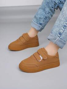 1 双纯色儿童休闲运动鞋，钩环带男女通用儿童帆布鞋，透气软鞋，适合男孩和女孩，适合春秋季节 - 棕色 - 查看 4