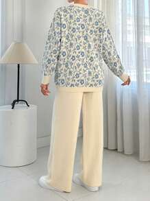 EURMUSE Blue Flower Jacquard Pattern Pullover And Pant 2 Pcs Set - Multicolor - View 2