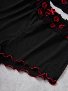Red Lips & Heart Lace Trim Sexy Camisole And Shorts Sleepwear Set - Black - View 3