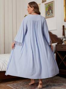 Floral Embroidery Ruched Design Plus Size Camisole Nightgown & Bathrobe 2pcs Set - Blue - View 2