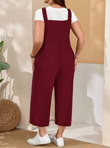 EMERY ROSE 大码女式勃艮第红色工装裤，带可调节肩带、纽扣开合和开衩裤腿口袋，适合春季穿着 - 酒紅色 - 查看 2