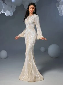 Faeriesty 女士优雅正式晚礼服，采用优雅的圆领设计，通体闪耀亮片刺绣，配以引人注目的灯笼袖，修身剪裁，以及美人鱼尾裙摆，适合盛大活动、周年庆典、节日庆典、正式晚宴和晚宴等场合，也是夏季度假的理想之选。 - 白色 - 查看 7