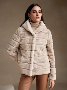 Anewsta Thickened Chunky Patchwork Hooded Fluffy Fluffy Jacket For Women