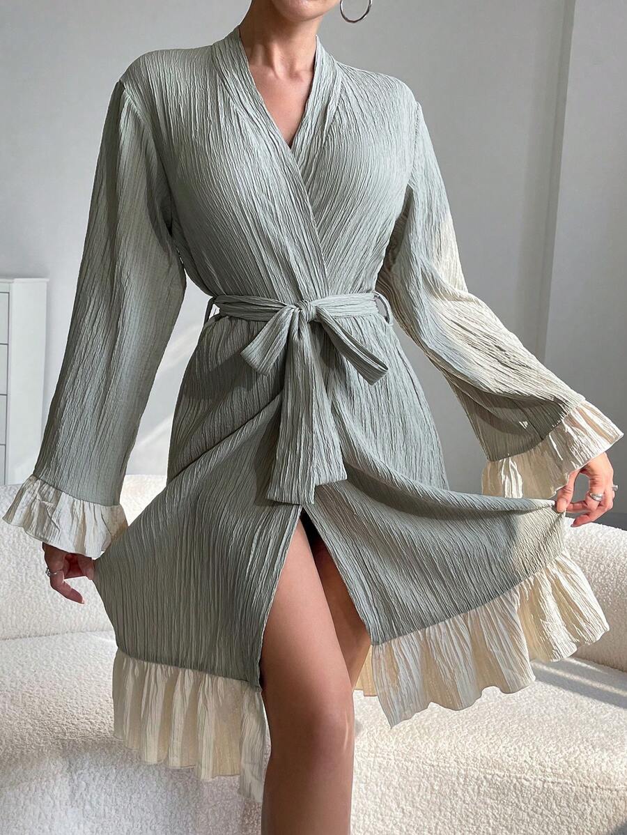 Color Block Ruffle Trimmed Textured Wide Sleeve Robe - Green - View 1