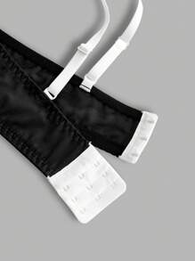 We Bare Bears X SHEIN Plus Size Black & White Cartoon Graphic Checkerboard Wireless Bra And Panty Set - Black - View 4