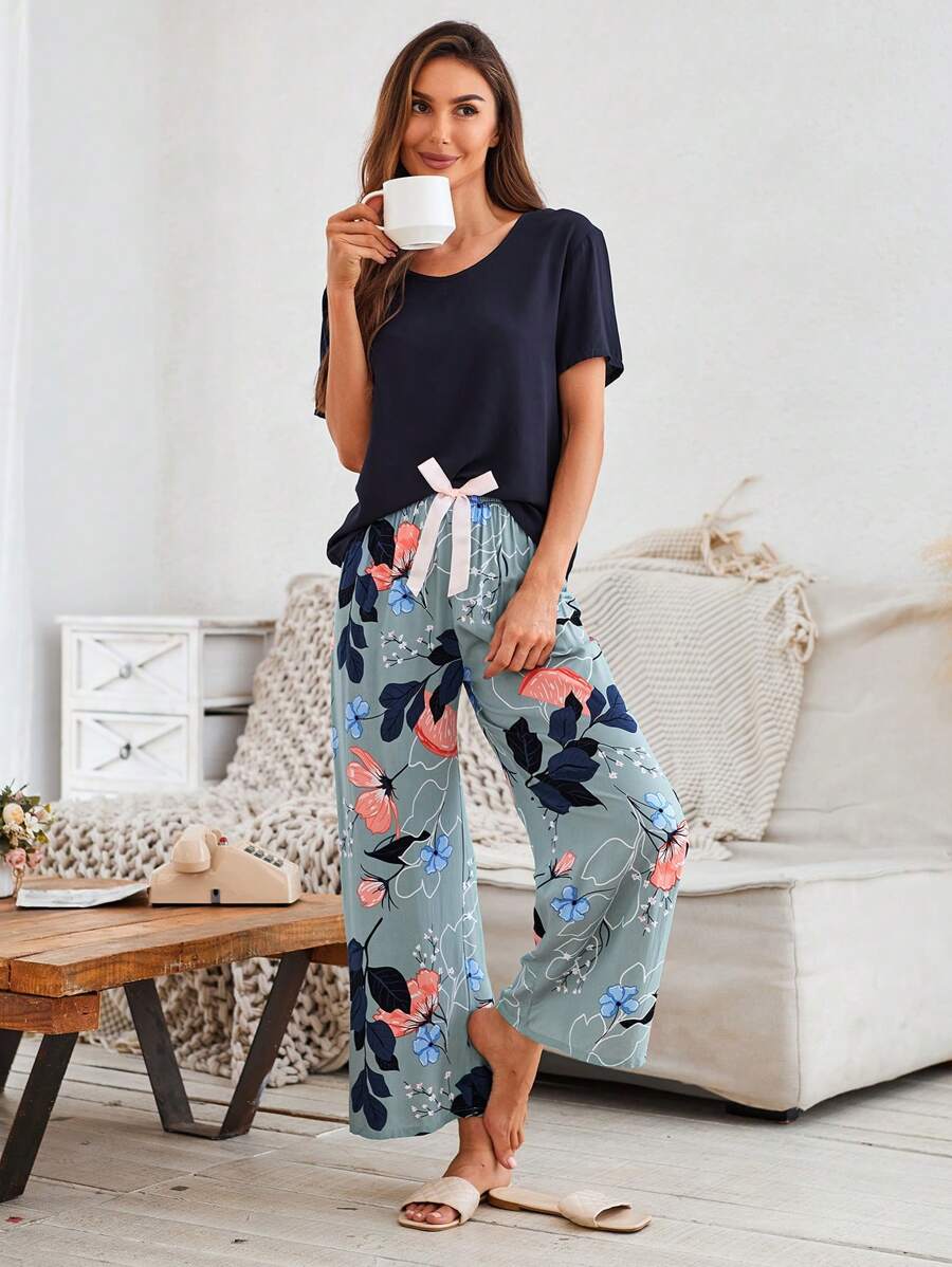 落肩上衣 & 碎花裤 睡衣套装 / 睡衣套装 - 彩色 - 查看 1