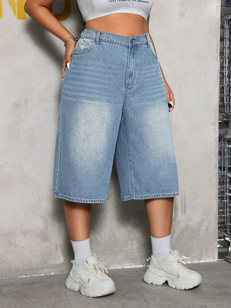 SHEIN EZwear 大码休闲牛仔及膝短裤（无弹力） - 淺色水洗藍 - 查看 1