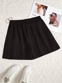 Flirla Quần short in hình trái tim buộc dây phía trước cỡ lớn - màu đen - Xem 2