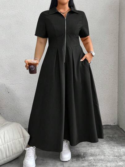 Vibekara Plus-koon naisten yksivärinen minimalistinen arkimekko, lyhythihainen, vetoketjullinen maksimekko