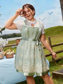 SHEIN Frenchy Plus Size Dirndl Green Embroidered Oktoberfest Dress For Women - Green - View 6