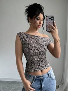 Chiquease 女式豹纹不对称肩部夏季时尚衬衫