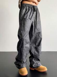 Manfinity Roghcode Men's Dark Streetwear Elastic Denim Effect Camouflage Printed Texture PU Leather, With Metal Buckle Decoration At The Hem, Multiple-Pocket Loose Fit Cargo Pants ,Streetwear ,Y2k Pants ,Baggy Pants - Dark Grey - View 2