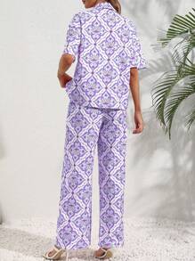 Breezaya 2 件女式复古风格印花短袖上衣和裤子，休闲日常穿着套装 - 紫色 - 查看 2