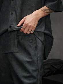 Manfinity VCAY 2pcs Men's Casual Street-Style Short Sleeve Shirt And Mid-Rise Straight Shorts Set, Suitable For Summer Daily Wear - Black - View 5