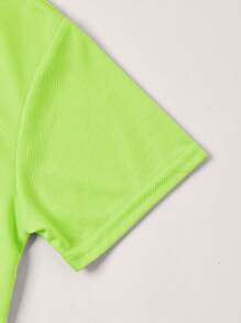 SHEIN 青少年男孩3入組造型休閒圓領短袖針織T恤，每個款式均有3種顏色，針織套裝