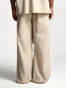 Manfinity VCAY 男士抽绳腰时尚休闲阔腿宽松梭织裤 - 卡其色 - 查看 2