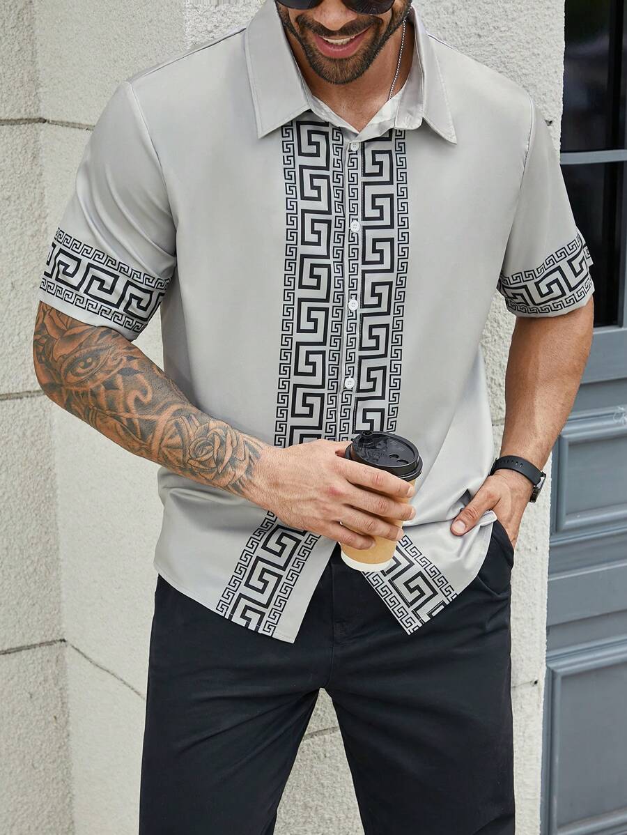 Manfinity Homme Plus Size Men's Single-Breasted Summer Casual Short Sleeve Shirt, Going Out