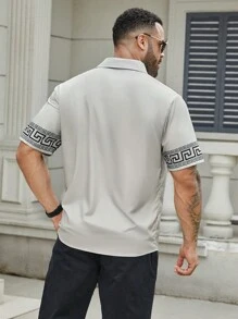 Manfinity Homme Plus Size Men's Single-Breasted Summer Casual Short Sleeve Shirt, Going Out