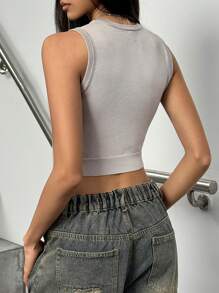 Aveloria Affinna 无袖合身短款针织上衣 - 性感风格 - 灰色 - 查看 2