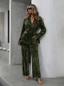 Aveloria Modichic 女士优雅天鹅绒褶皱金属纽扣西装套装、长袖上衣和休闲裤节日派对服装 - 綠色 - 查看 6