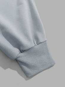 SHEIN Cottnline Quần nỉ thể thao nam dáng ôm in chữ Nhật theo chiều dọc - Xám - Xem 6