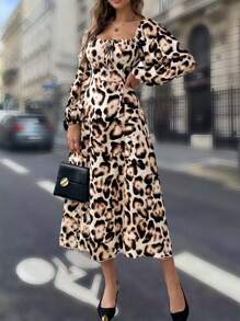 SHEIN Clasi Vestido de manga larga con corte en el dobladillo y detalle de leopardo en el pecho - Marrón - Ver 1