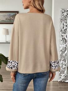 EMERY ROSE Women's V-Neck Long Sleeve Color Block Casual Loose Comfortable Leopard Print Sweatshirt - Khaki - View 2