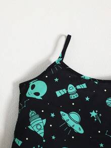 SHEIN 两件套少女万圣节外星人卡通印花夜光吊带背心和短裤针织阻燃睡衣套装 - 彩色 - 查看 4