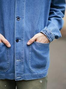 Manfinity Homme 男士休閒單排釦牛仔襯衫，適用於日常穿著 - 中等水洗藍 - 查看 5