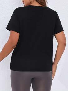 SHEIN LUNE Plus Size Skull English Text Print Crew Neck Short Sleeve T-Shirt, Summer