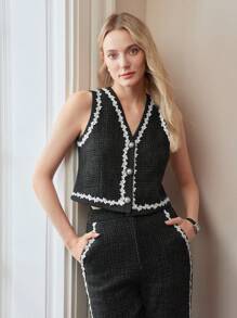 MOTF PREMIUM 粗花呢花卉蕾丝边单排扣背心 - 黑與白 - 查看 2