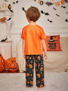 SHEIN 小男孩卡通图案短袖和长裤阻燃万圣节主题 2 件套睡衣套装，爸爸和我的配套服装（3 套单独出售） - 橘色 - 查看 5