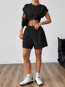 Muchica 黑色针织女式圆领短袖上衣和短裤休闲套装 - 黑色 - 查看 4