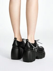 ROMWE Goth Women Skull & Cross Print Chain Decor Platform Thick Sole Loafer Shoes