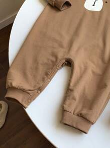 SHEIN 新生儿男女通用休闲熊图案耳朵装饰长袖连体衣