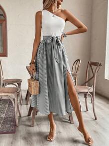 SHEIN Clasi Váy xẻ cao thắt lưng kẻ sọc dây mảnh cho nữ đi nghỉ ở bãi biển - Đen và trắng - Xem 3