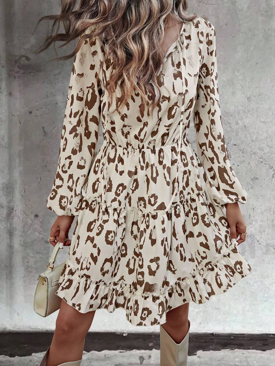 SHEIN LUNE 1 件女士随机印花豹纹短裙 - 杏色 - 查看 1