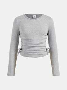 SHEIN Conjunto de niñas preadolescentes de top de punto ajustado de manga larga con cuello redondo gris con volantes y flores y pantalones acampanados, adecuado para usar en casa, al aire libre y como atuendo de viaje en el aeropuerto - Gris - Ver 3