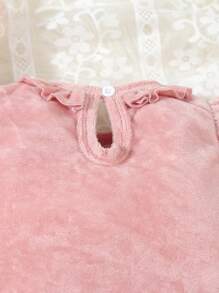 SHEIN Baby Girls' Cute Pink Velvet Long Sleeve Romper Pajamas