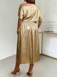 SHEIN Unity Ensemble de 2 pièces à la mode pour l'été: Haut à col asymétrique de couleur unie et longue jupe asymétrique pour femmes grandes tailles - Doré - Voir 2