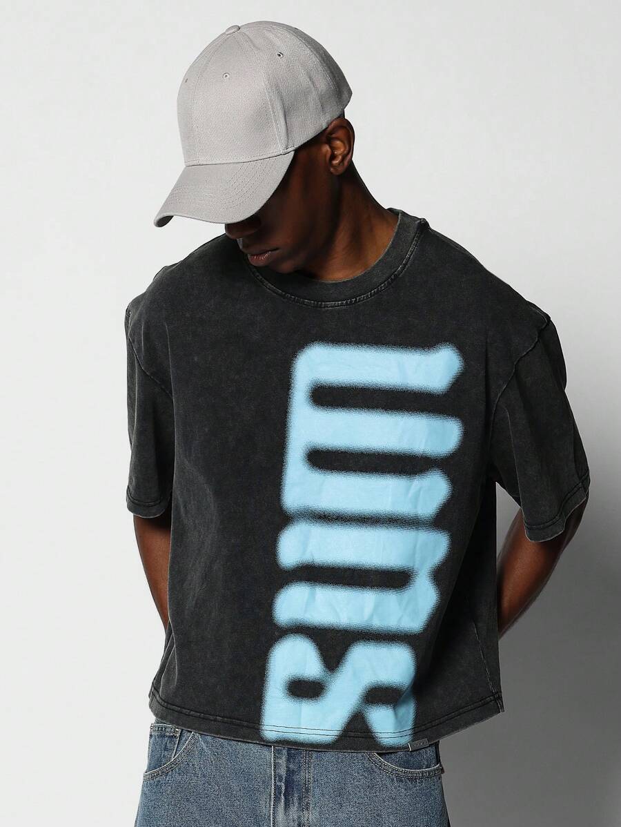 SUMWON Áo thun crop fit giặt có in hình Discharge Graphic - màu đen - Xem 1