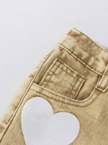 SHEIN 年轻女孩心形印花简约休闲牛仔裤