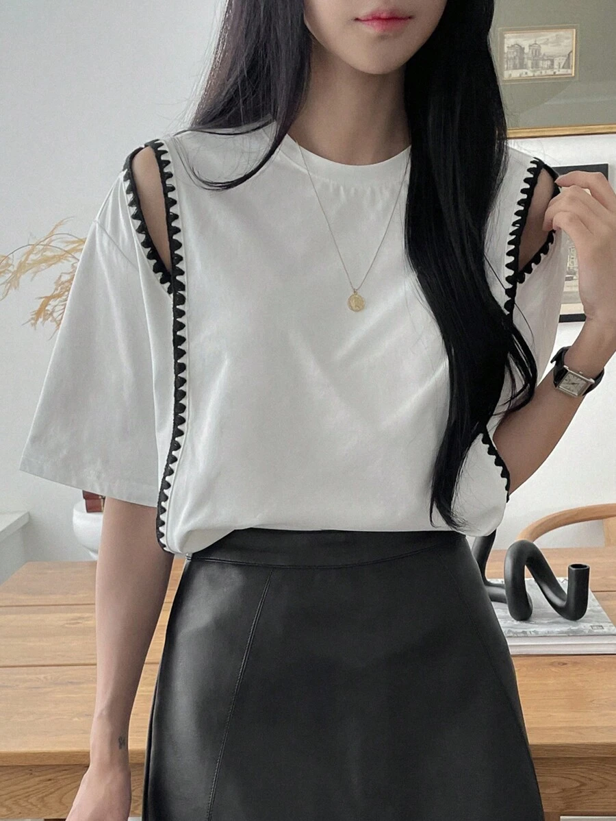 DAZY 女士纯色圆领短袖休闲上衣 - 白色 - 查看 1