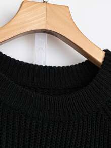 SHEIN LUNE 大码针织套装圆领长袖纯色简约毛衣和时尚休闲裤，适合冬季