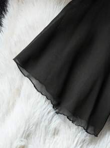 Celure Plus Size Women's Solid Color Minimalist Daily Wear Romantic Layered Cake Dress