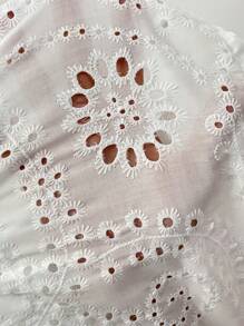 SHEIN LUNE Váy nghỉ lễ nữ cổ chữ V tay loe đính thêu dáng rộng - trắng - Xem 1